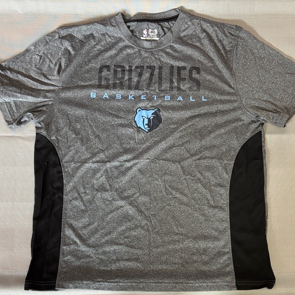 Ultra Fame men’s xxl Gray Memphis Grizzlies Basketball performance wear Tee